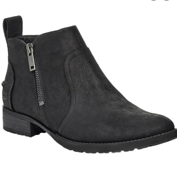 UGG Black Distressed Leather Flat Ankle Bootie 6 - Picture 3 of 7